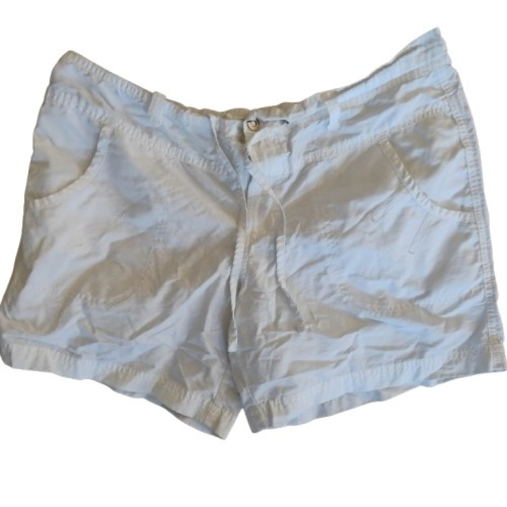 Columbia Women's Sportswear White Shorts with Floral Graphic Detail